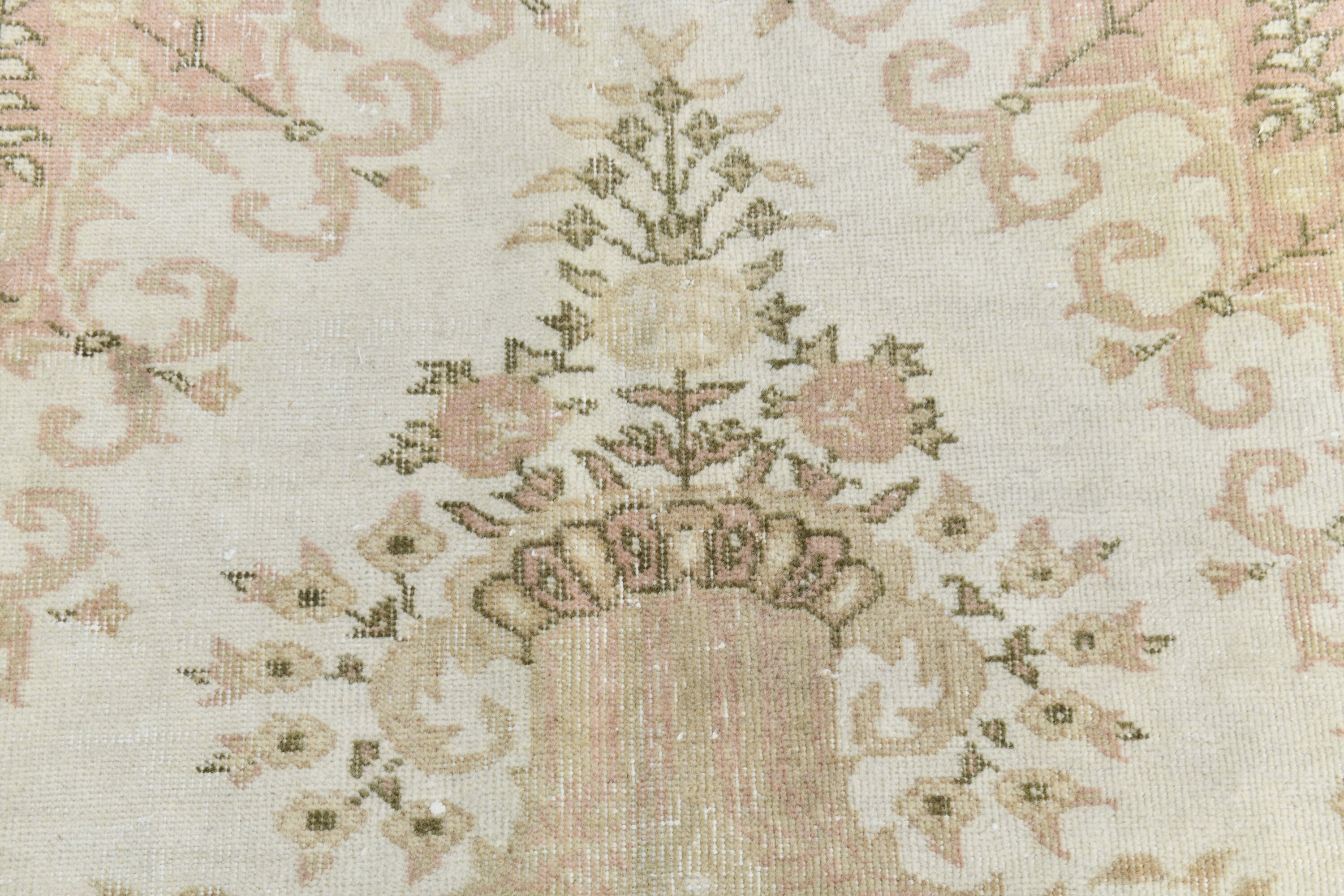 Turkish Vintage Rug 5’7’ x 8’10’