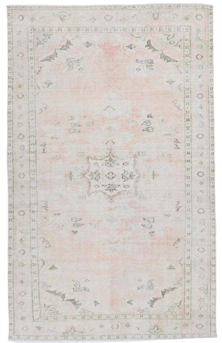 Turkish Vintage Rug 5’7’’ x 8’11’’ ft