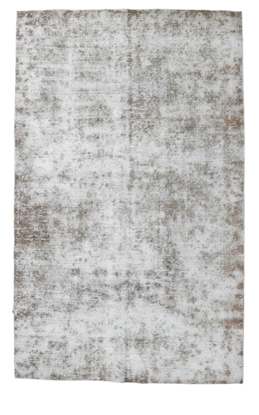 Turkish Vintage Rug 5’7’’ x 8’11’’ ft