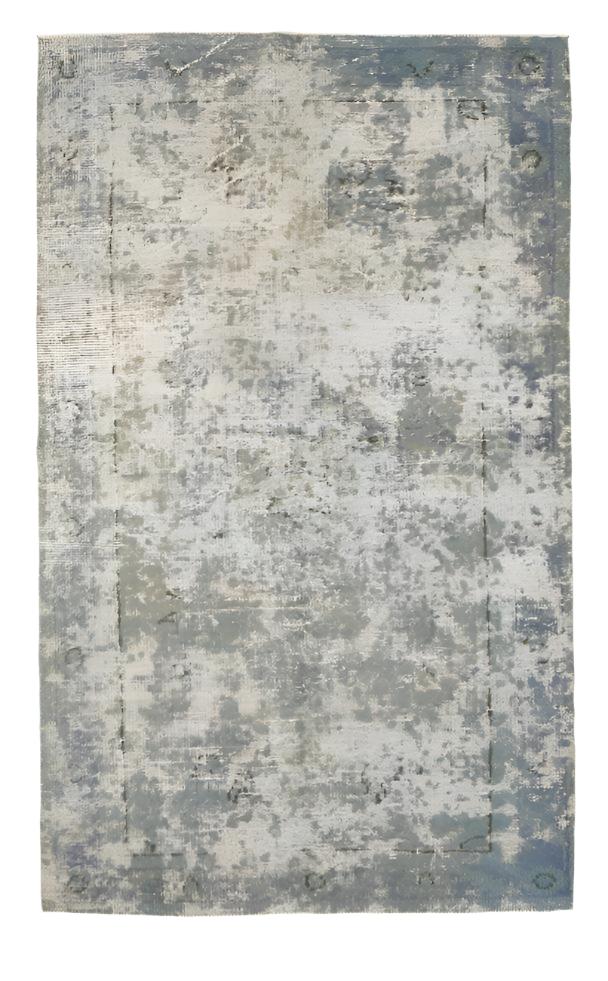 Turkish Vintage Rug  5'7" x 9'1" ft