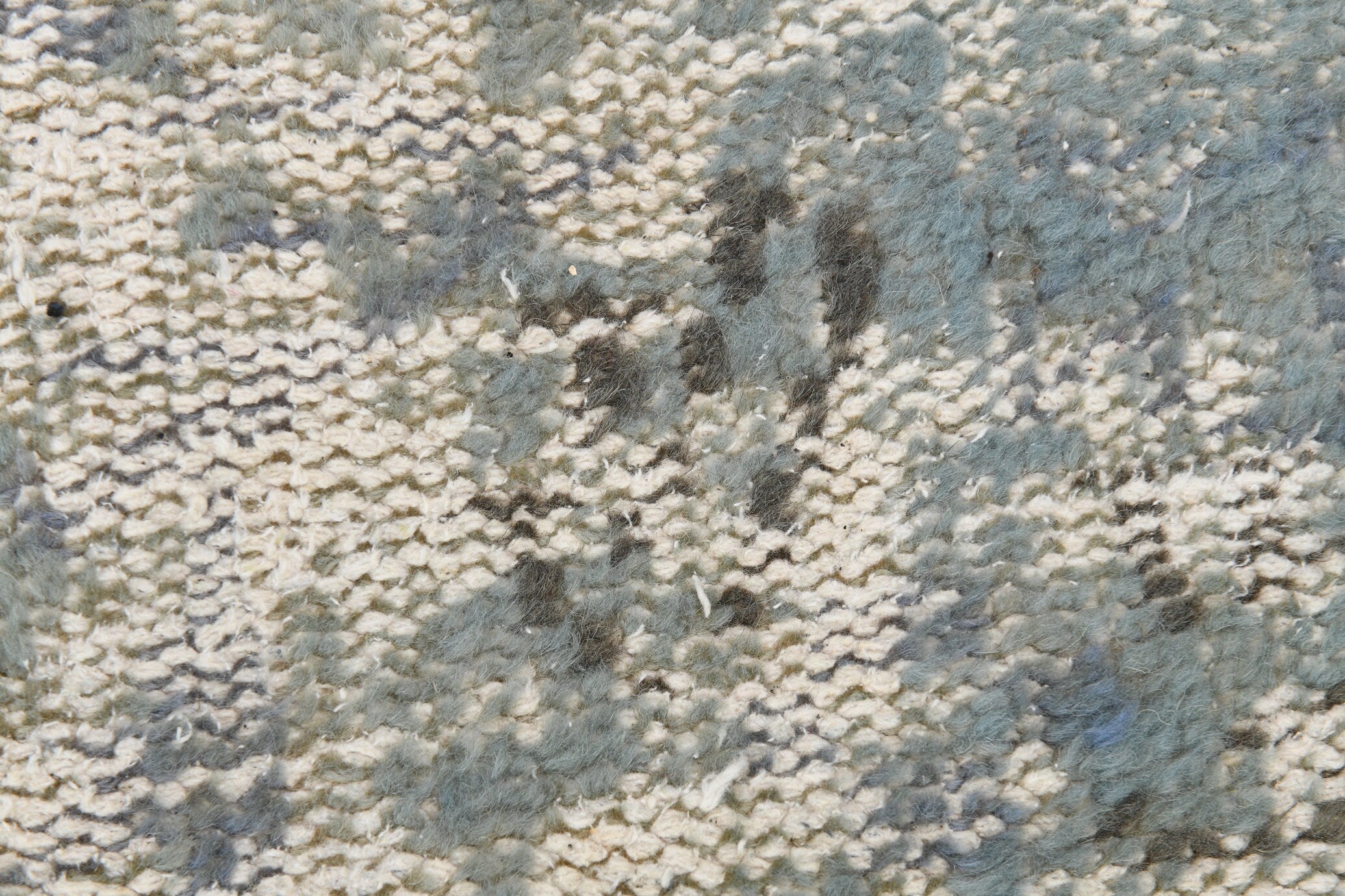 Turkish Vintage Rug  5'7" x 9'1" ft