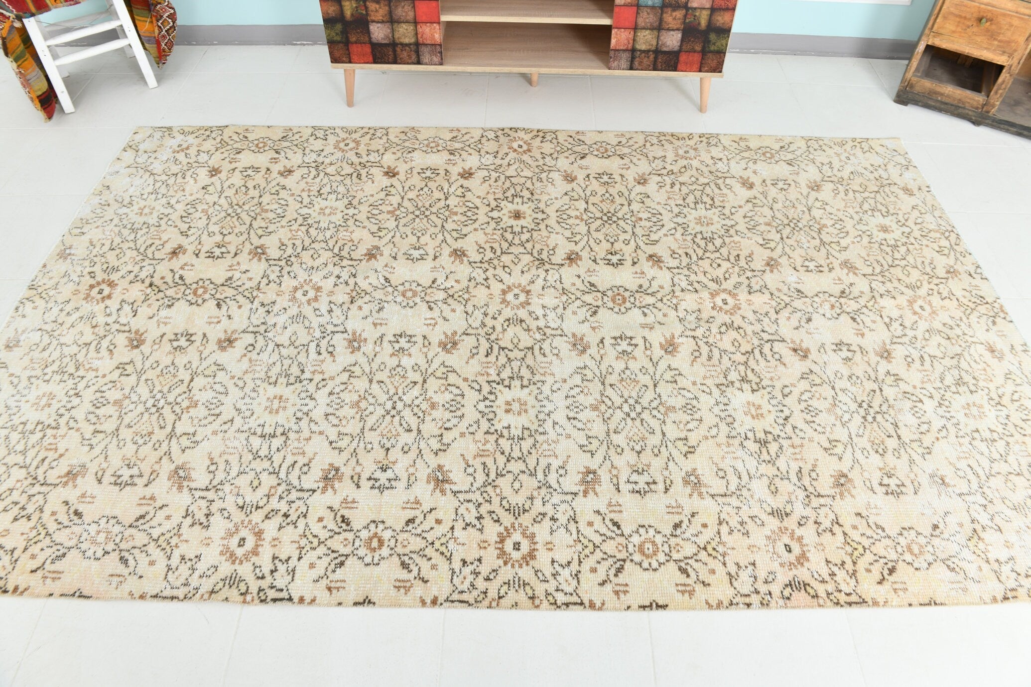Turkish Vintage Rug 5’7’ x 9’2’