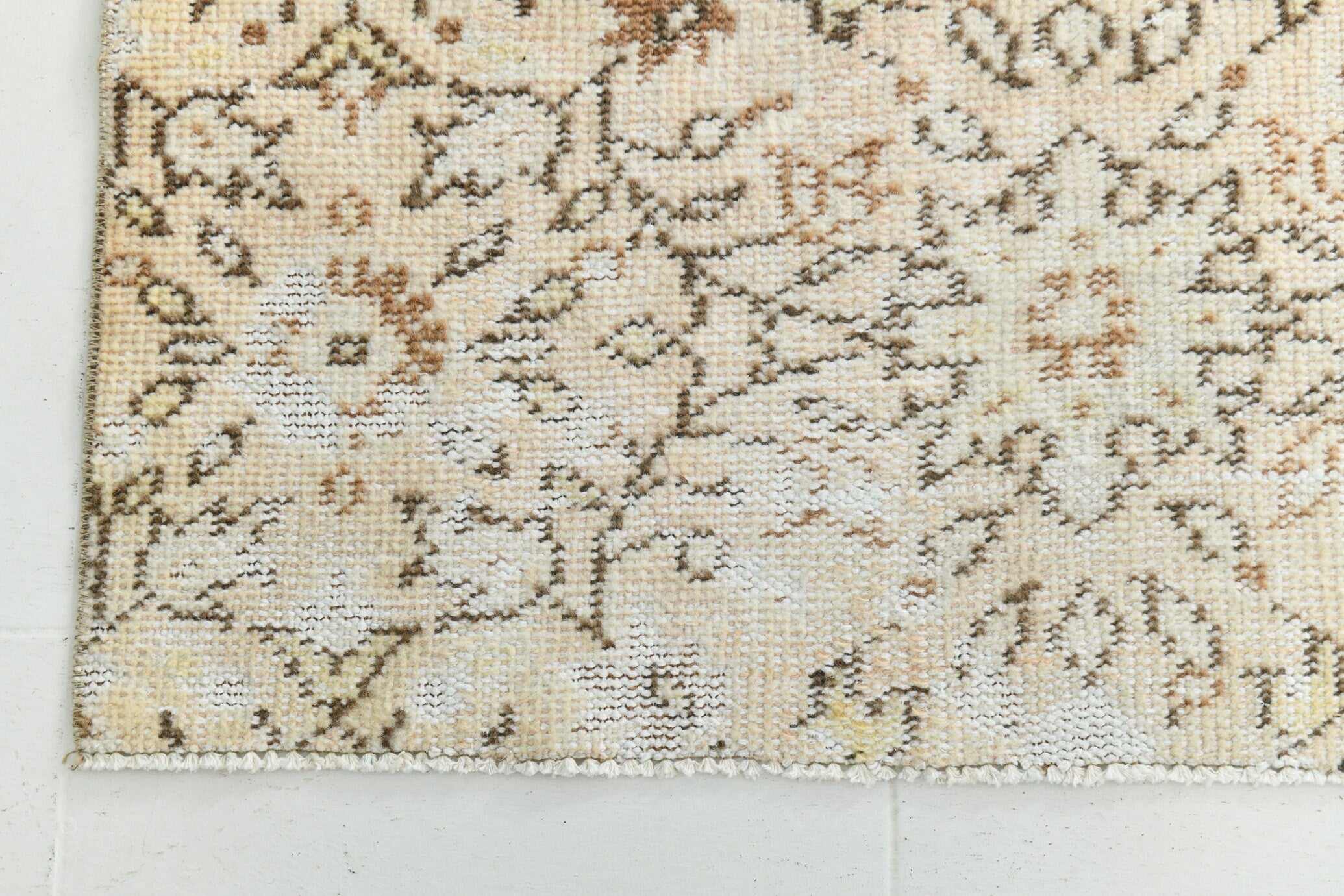 Turkish Vintage Rug 5’7’ x 9’2’