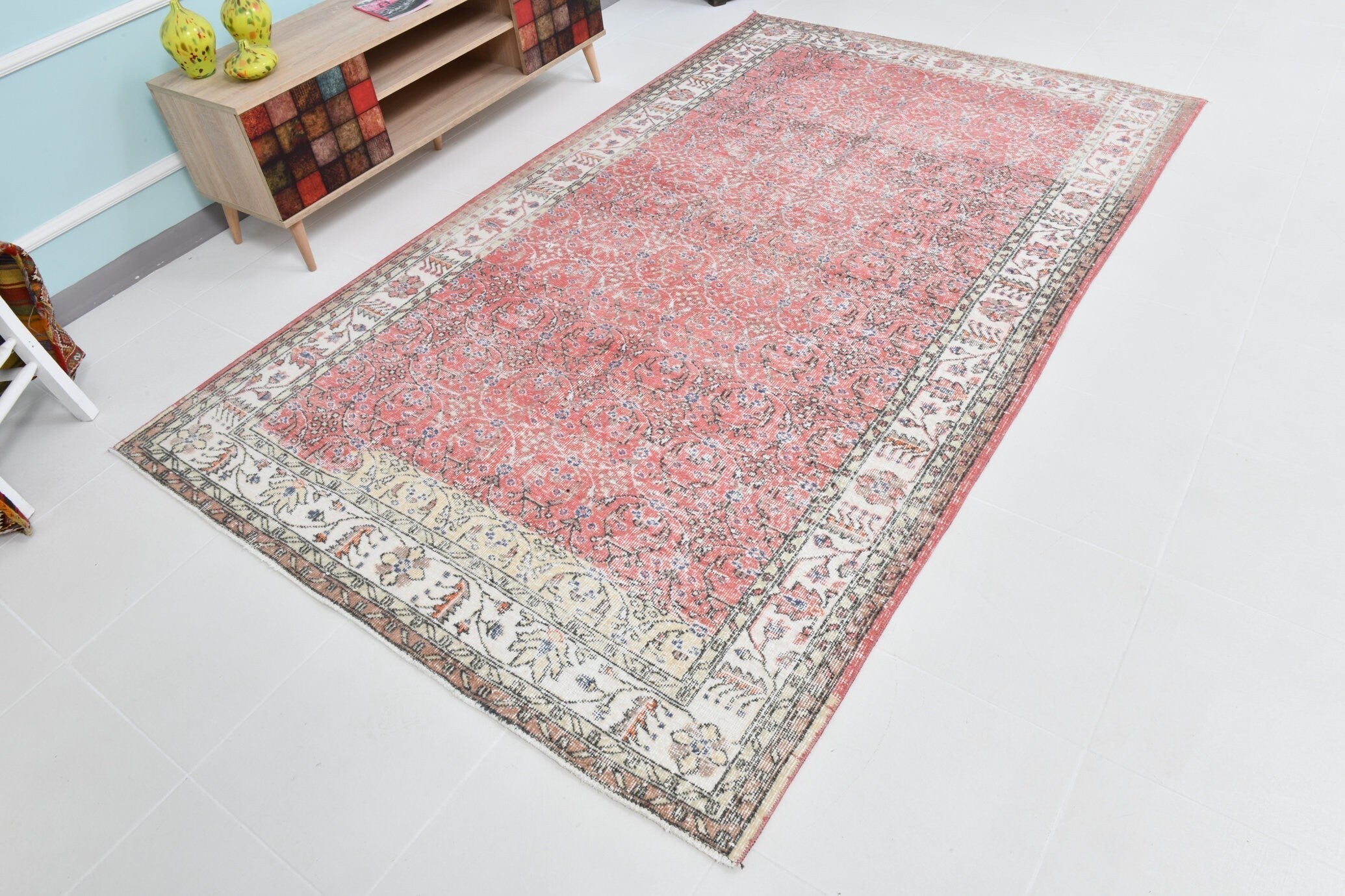 Turkish Vintage Rug 5’7’ x 9’4’