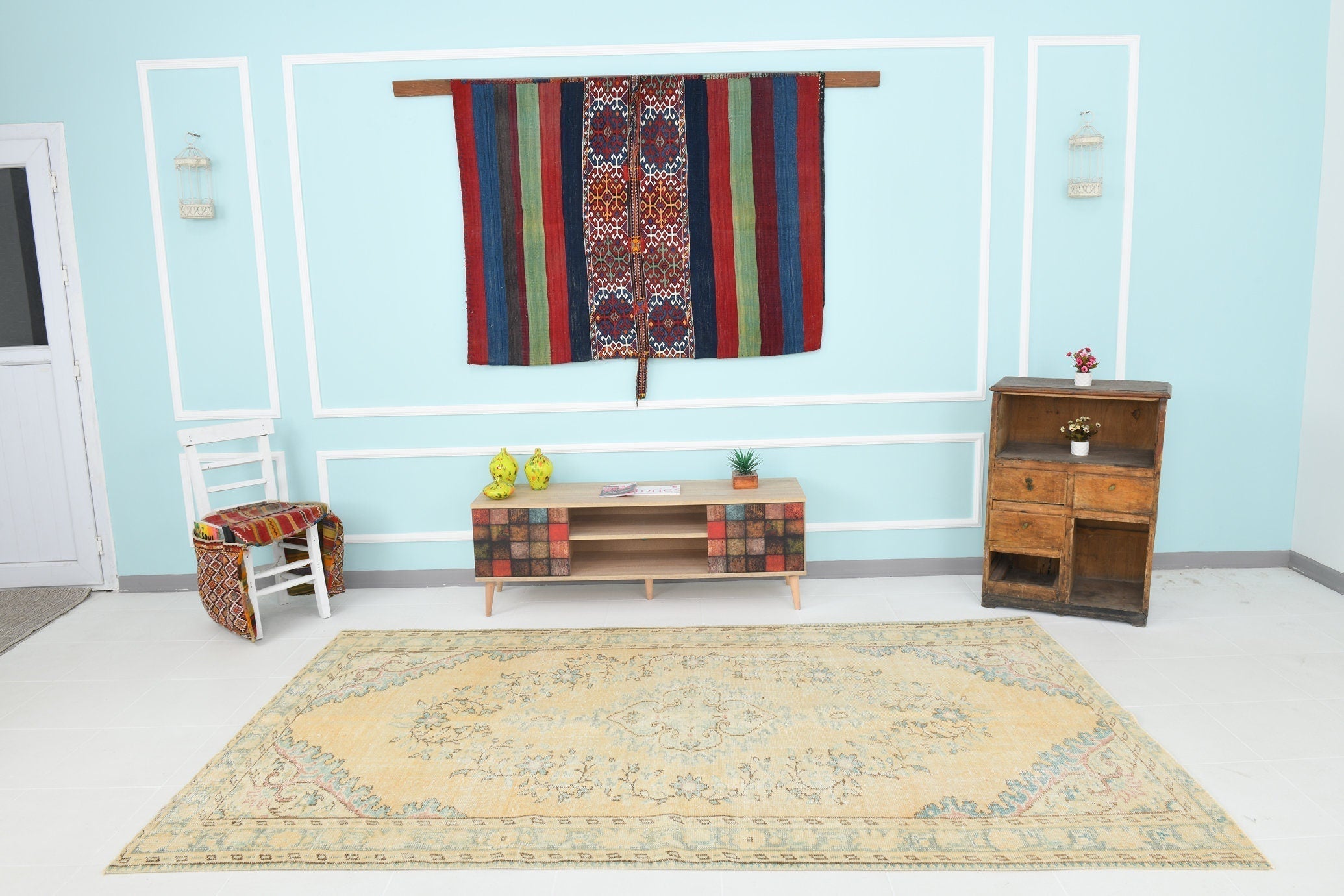 Turkish Vintage Rug 5’7’ x 9’5’