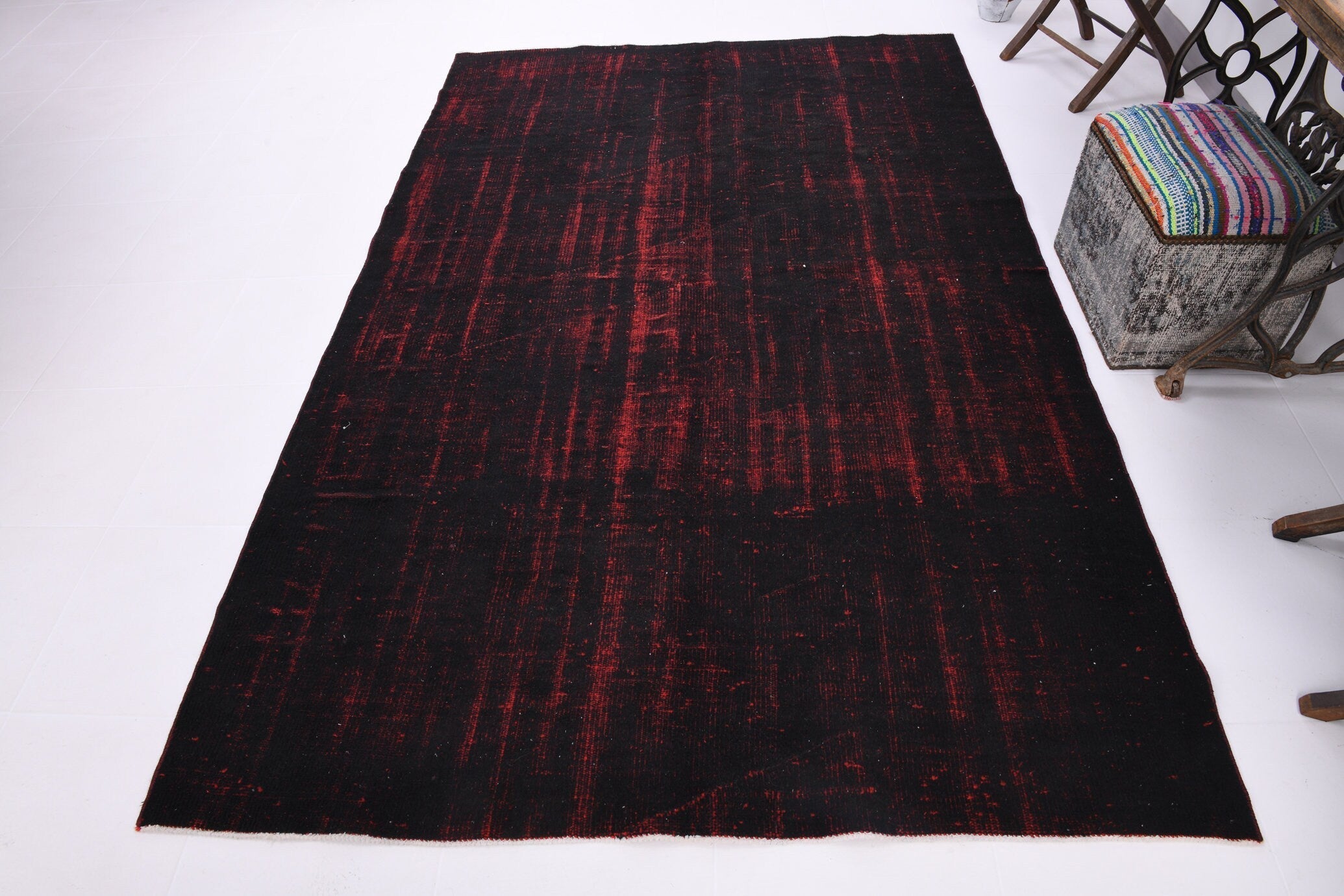 Turkish Vintage Rug  5'8" x 8'10" ft