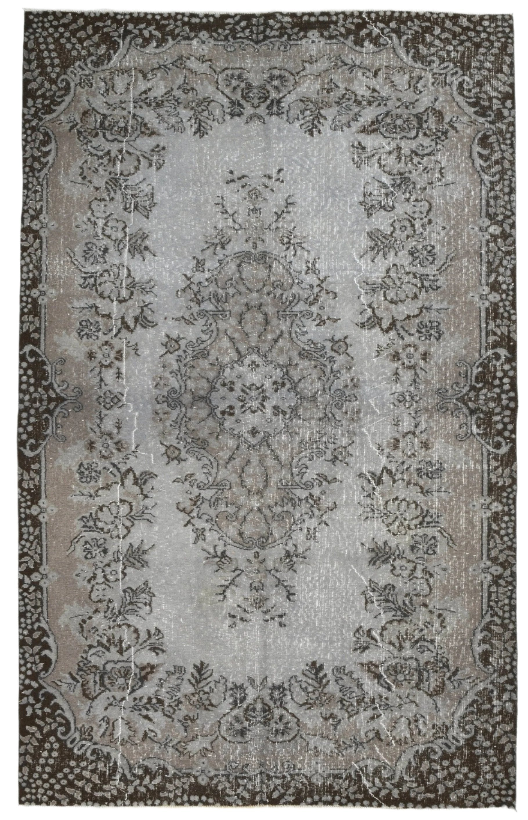 Turkish Vintage Rug 5’8’’ x 8’11’’ ft