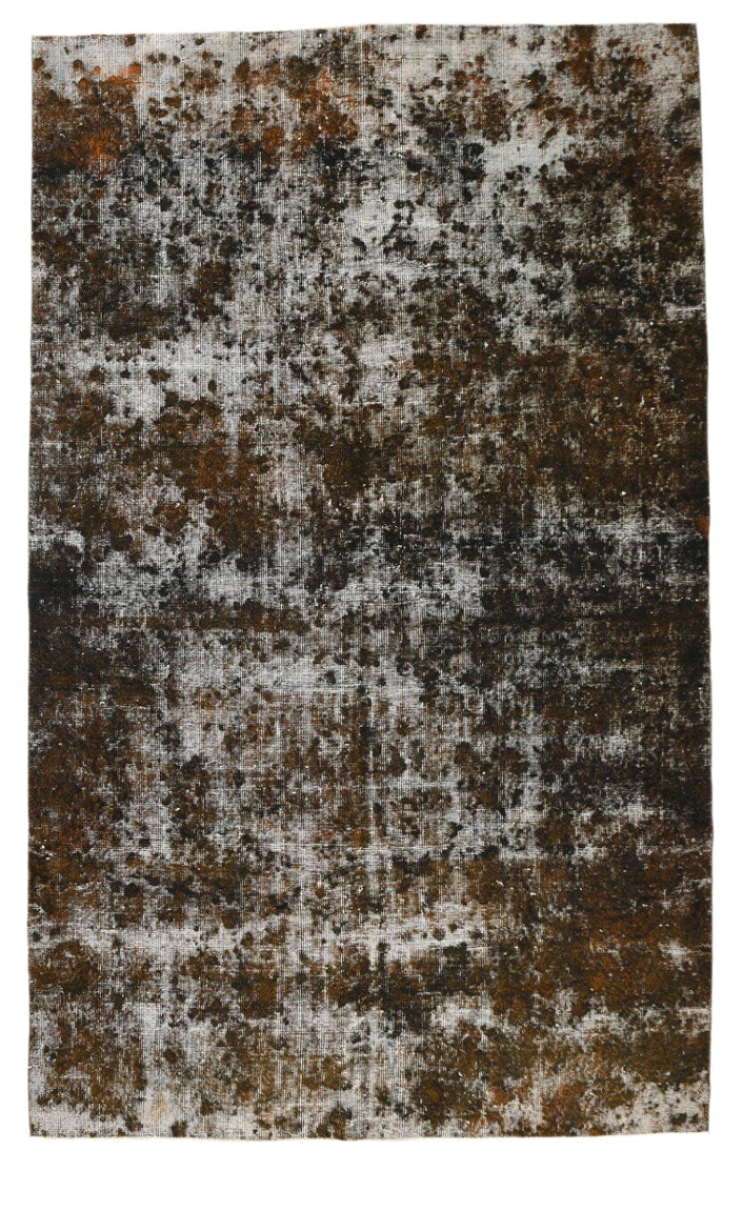Turkish Vintage Rug 5’8’’ x 9’3’’ ft