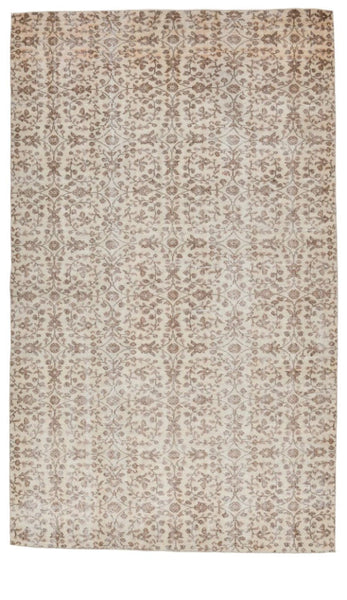 Turkish Vintage Rug 5’8’’ x 9’4’’ ft