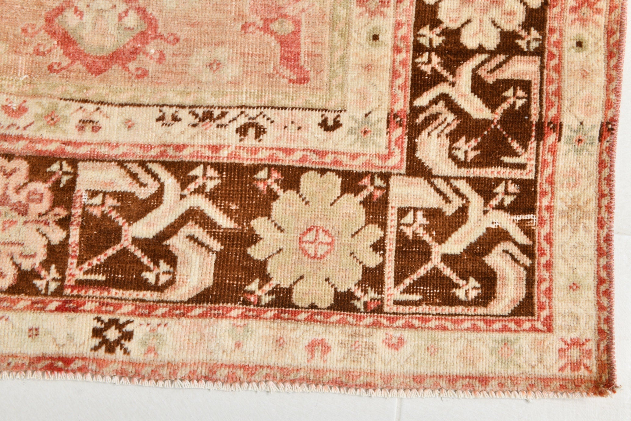 Turkish Vintage Rug 5’9’ x 3’4’