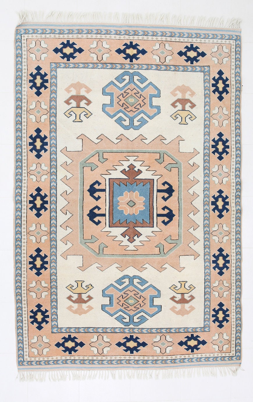 Turkish Vintage Rug 5’9’’ x 8’10’’ ft