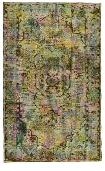 Turkish Vintage Rug  5'9" x 9'5" ft