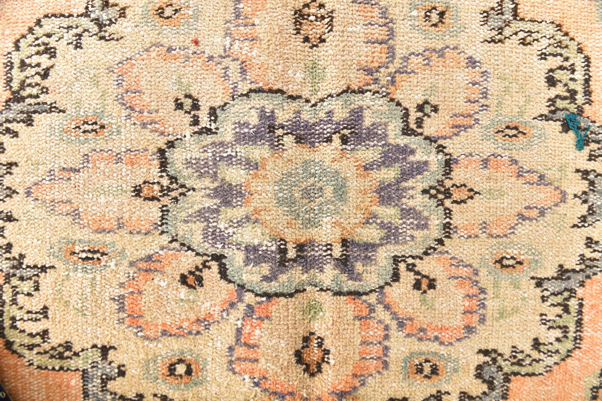 Turkish Vintage Rug  6'0" x 10'0" ft