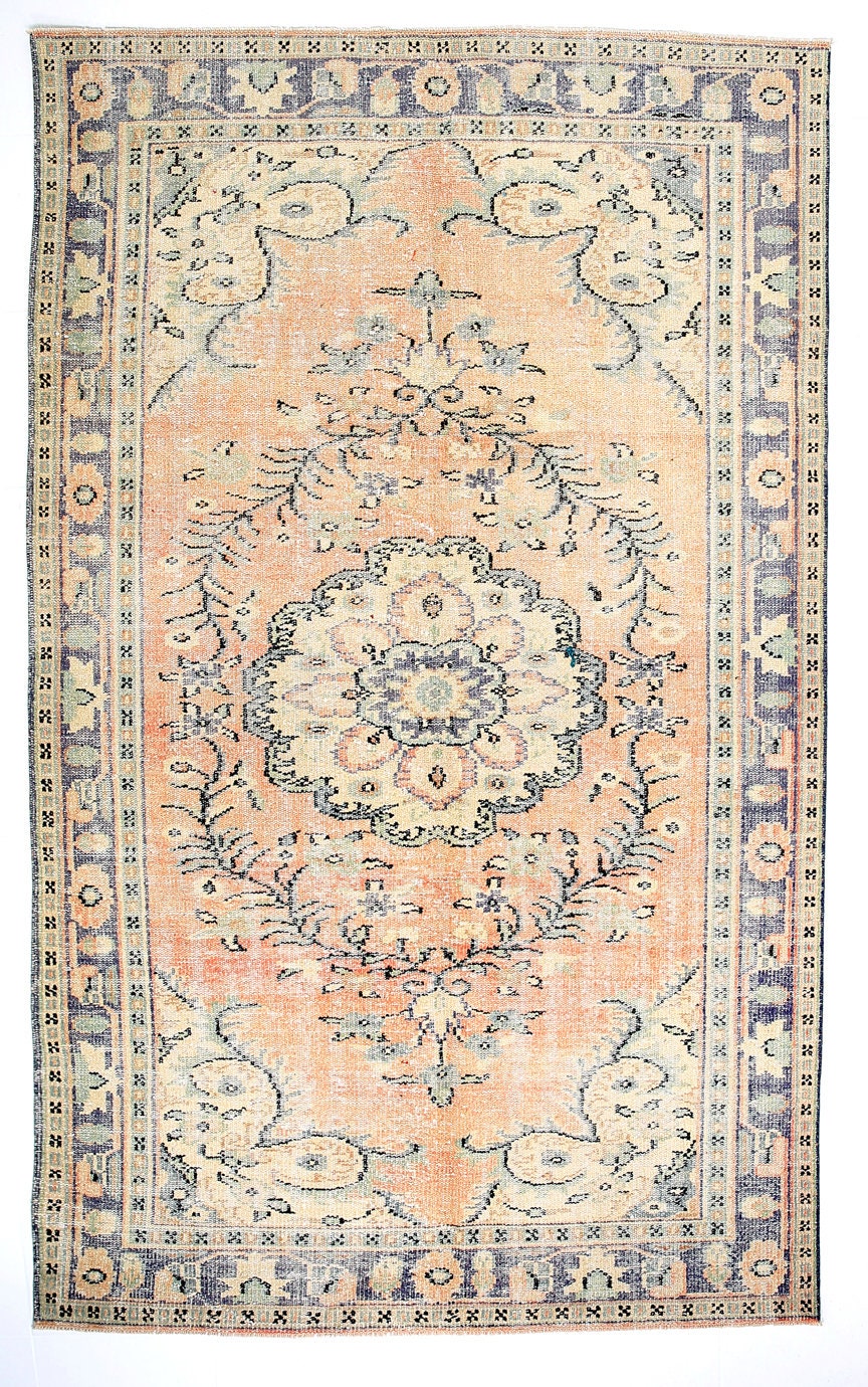 Turkish Vintage Rug  6'0" x 10'0" ft