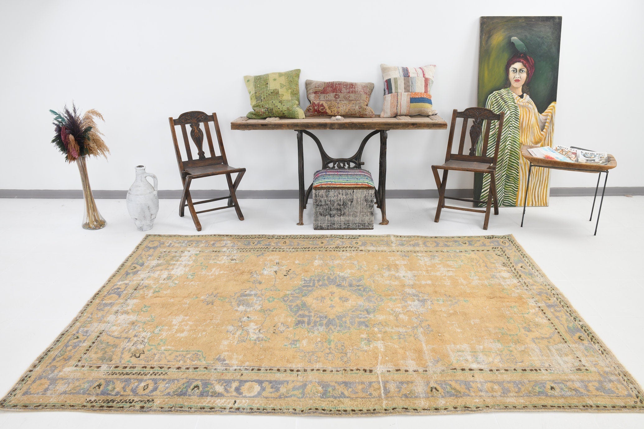 Turkish Vintage Rug  6'0" x 9'1" ft