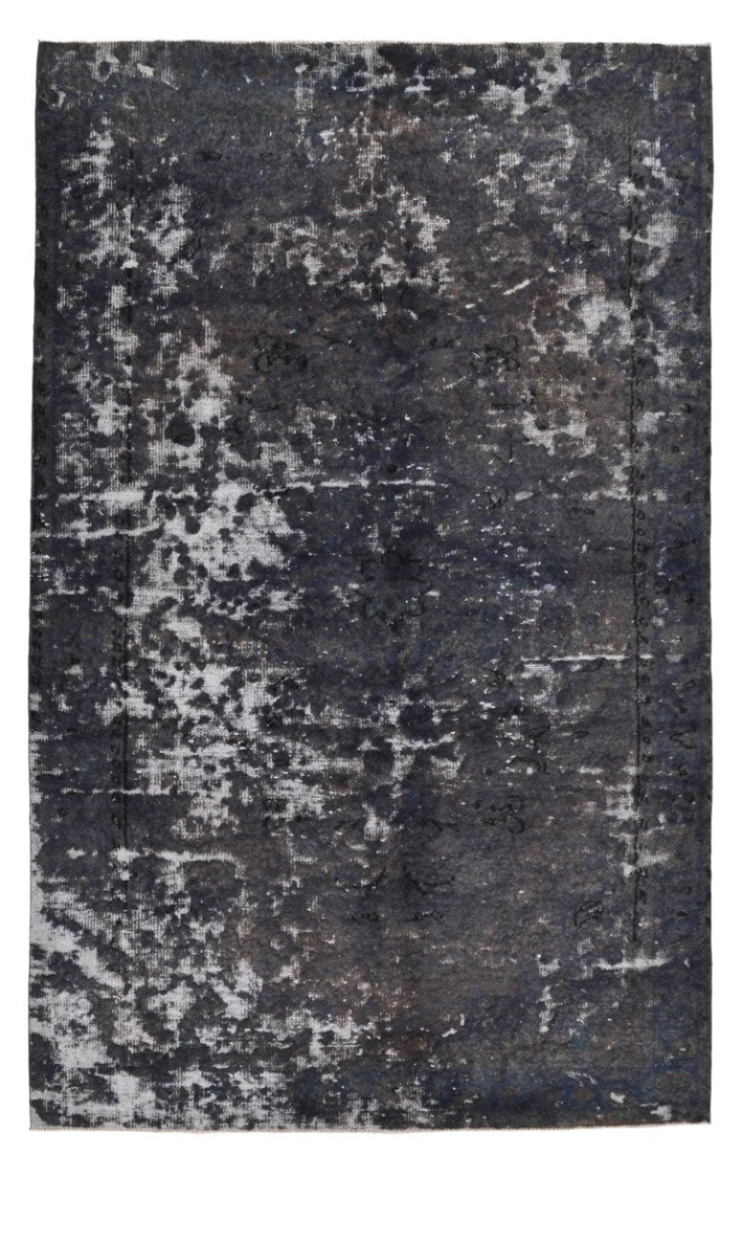 Turkish Vintage Rug  6'0" x 9'8" ft