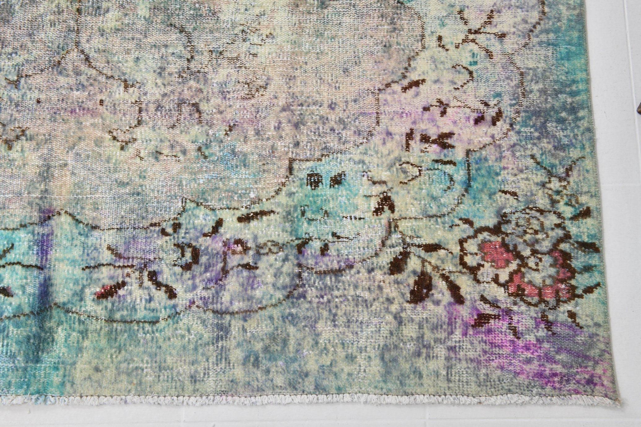 Turkish Vintage Rug  6'1" x 10'4" ft