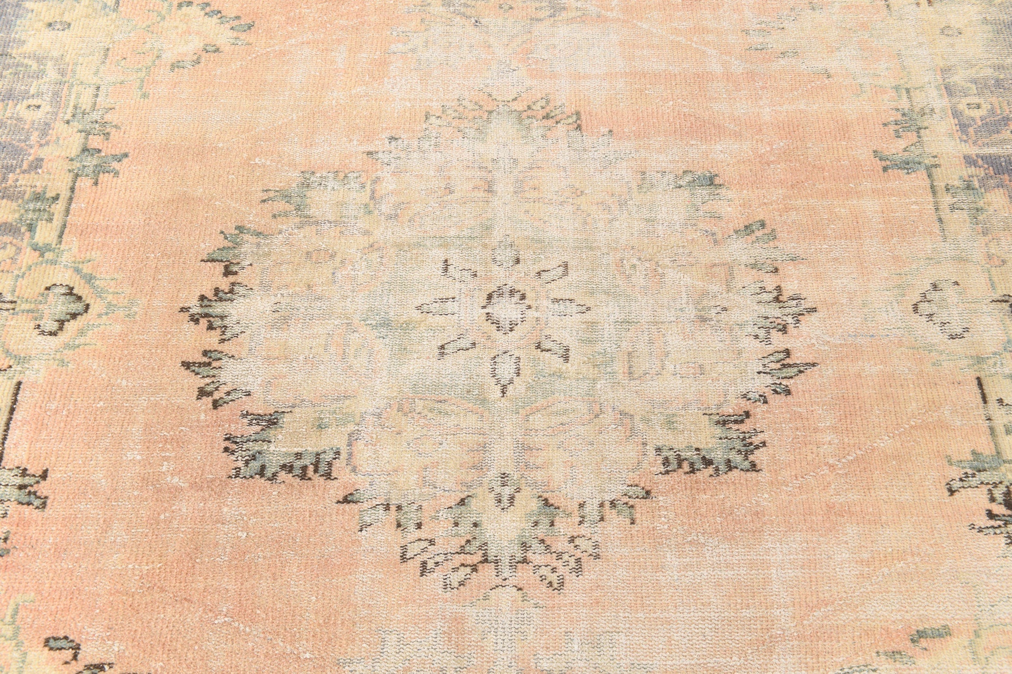 Turkish Vintage Rug  6'1" x 8'7" ft