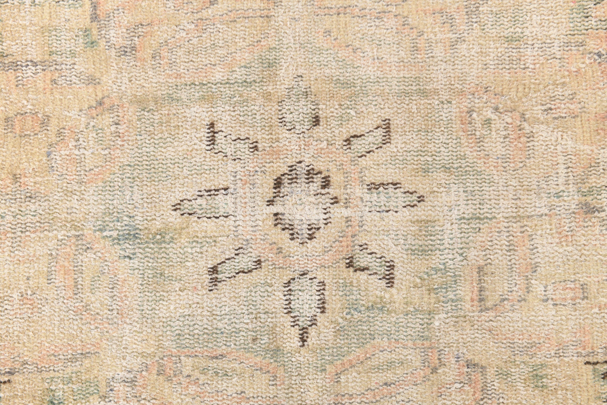 Turkish Vintage Rug  6'1" x 8'7" ft