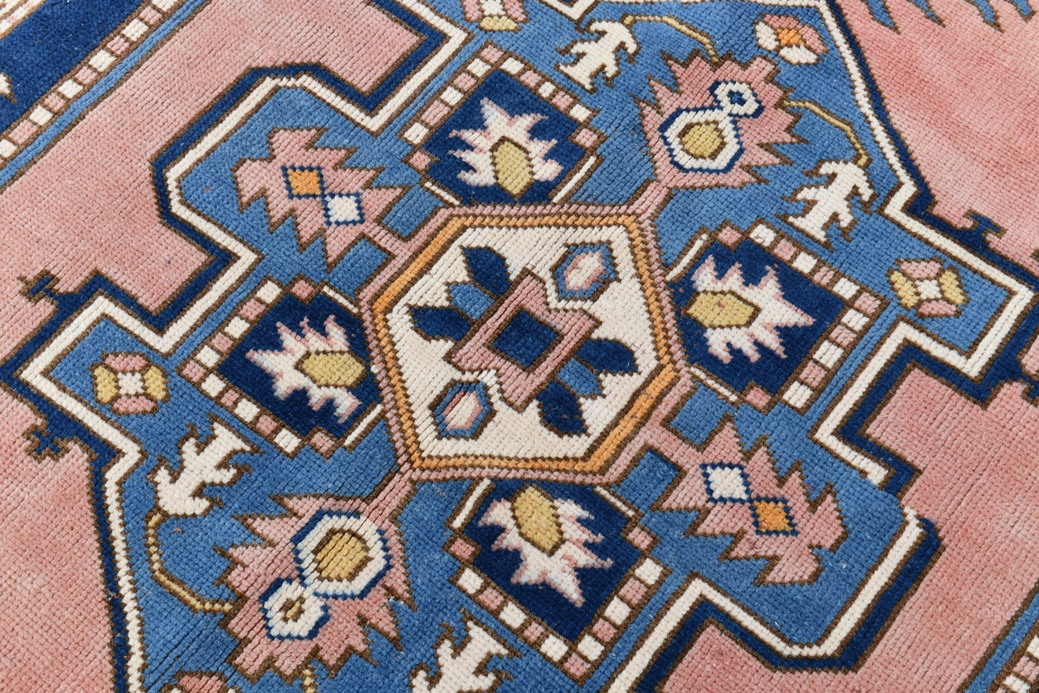 Turkish Vintage Rug  6'1" x 8'9" ft