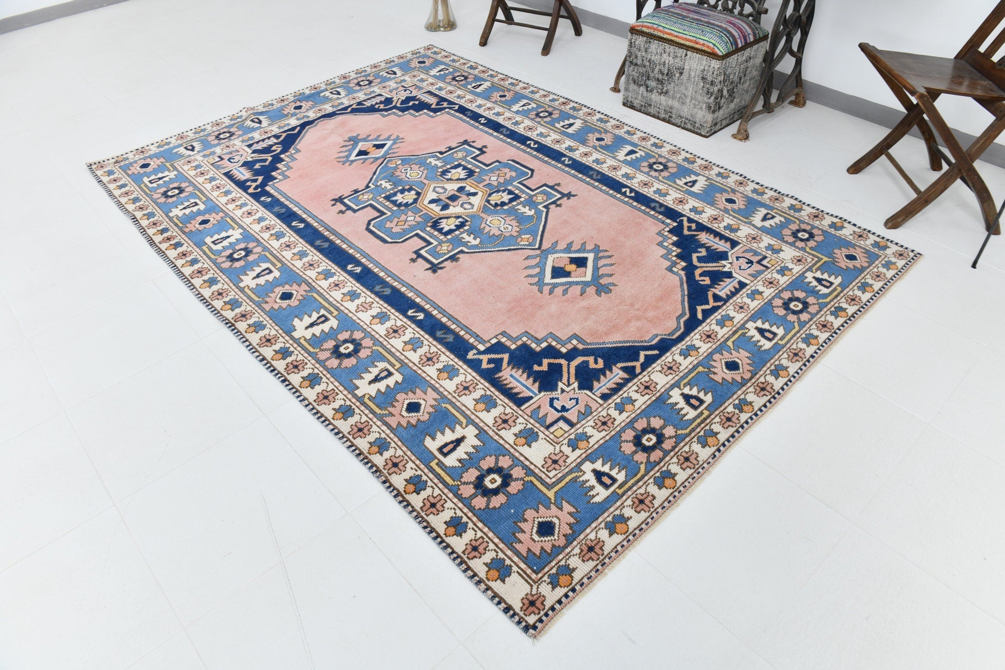 Turkish Vintage Rug  6'1" x 8'9" ft