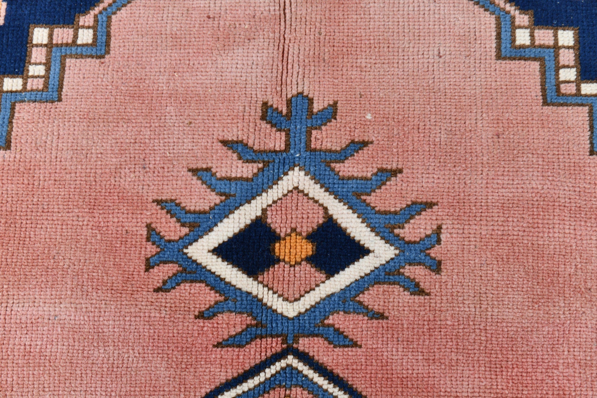 Turkish Vintage Rug  6'1" x 8'9" ft
