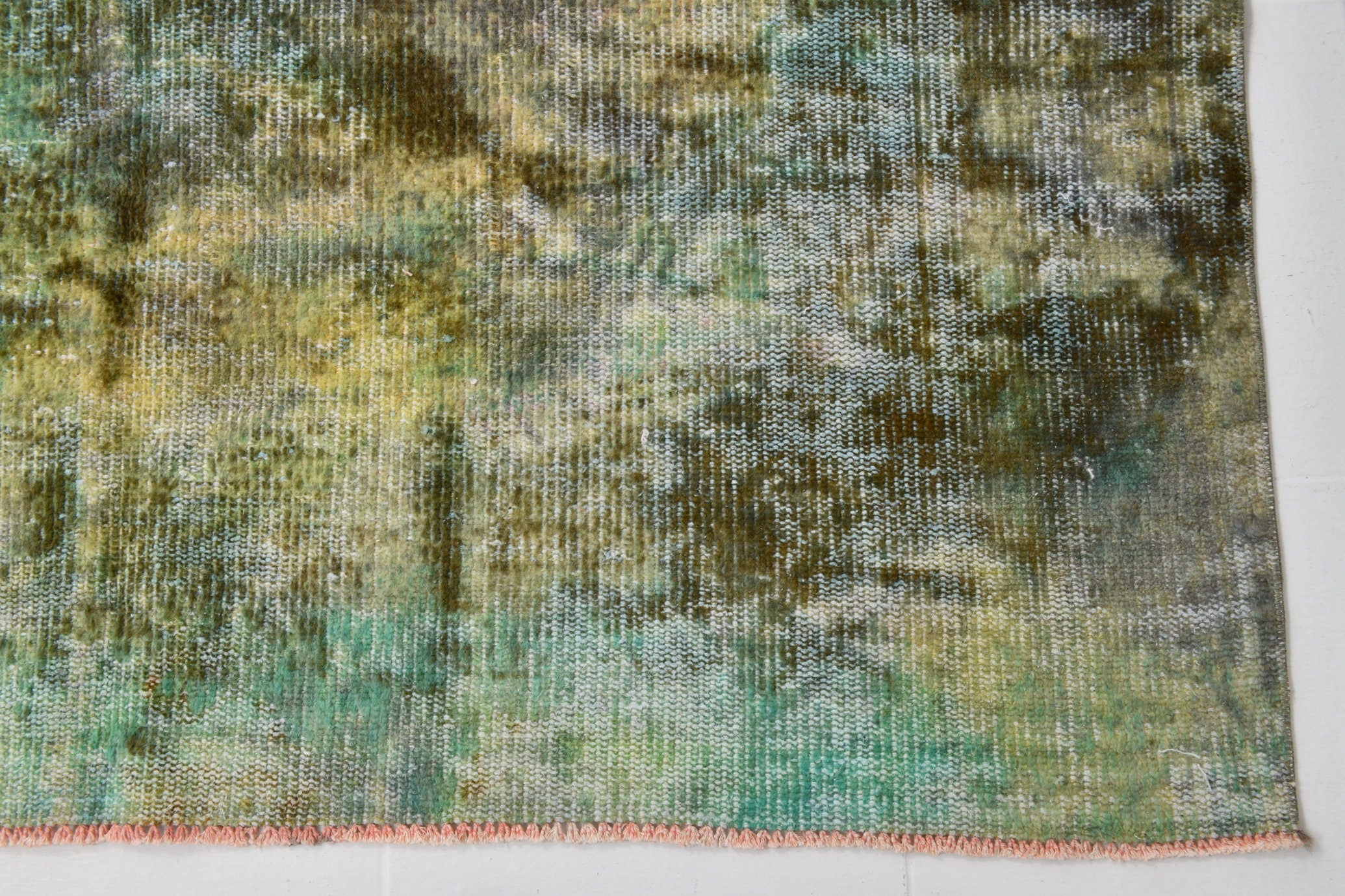Turkish Vintage Rug  6'1" x 9'8" ft