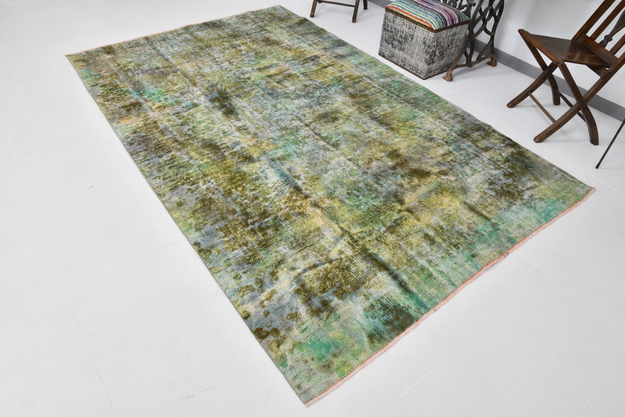 Turkish Vintage Rug  6'1" x 9'8" ft