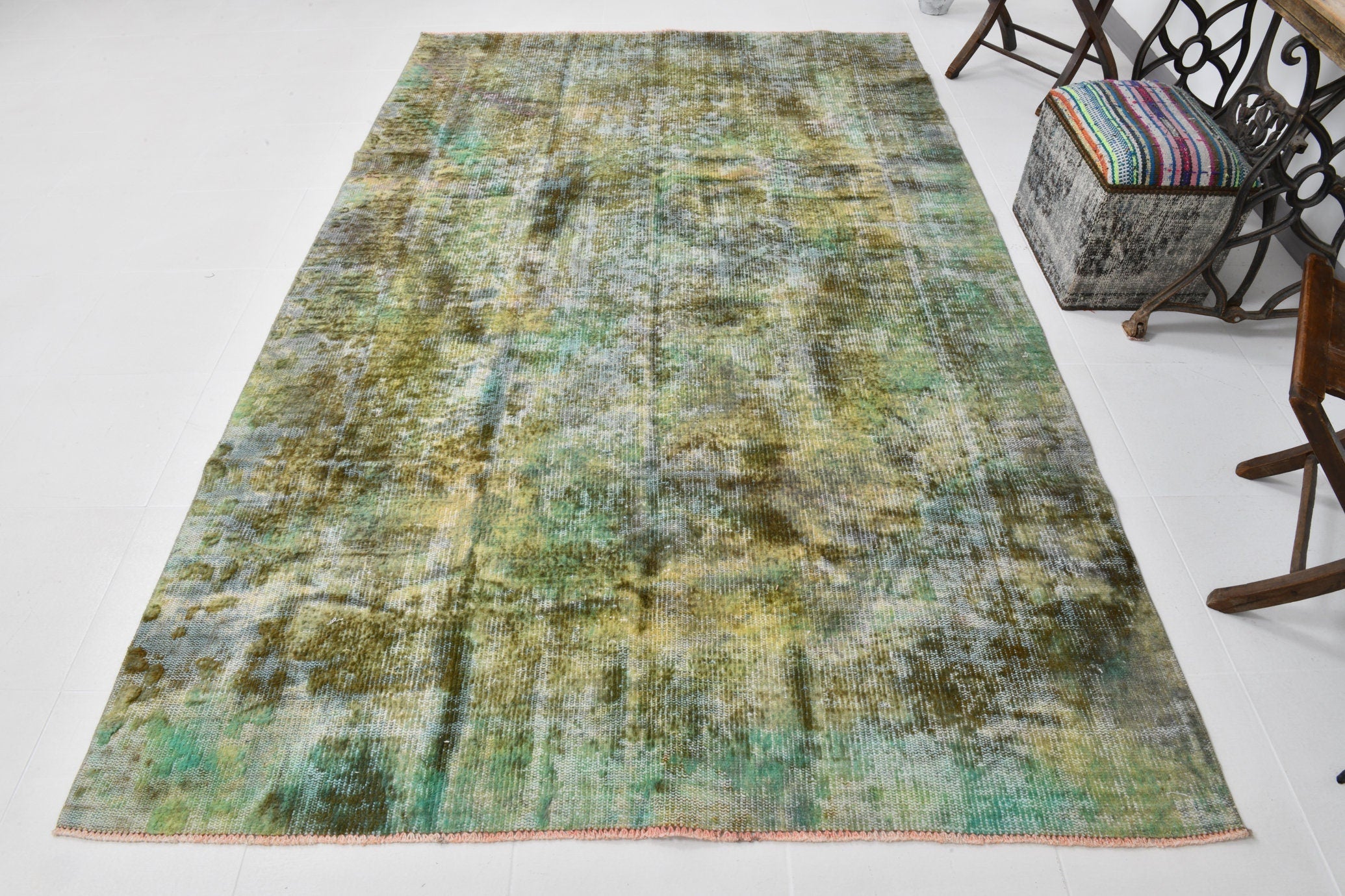 Turkish Vintage Rug  6'1" x 9'8" ft