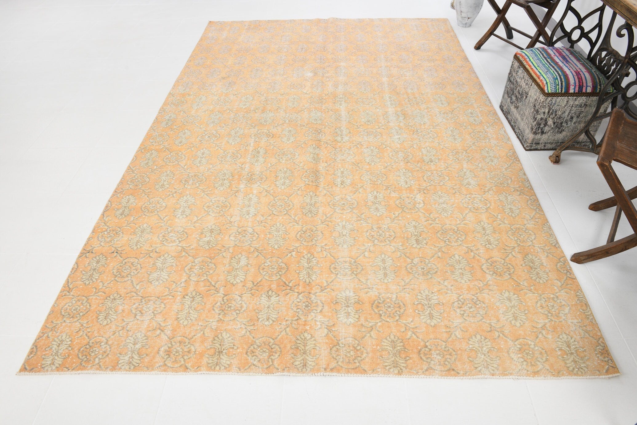 Turkish Vintage Rug  6'10" x 10'8" ft