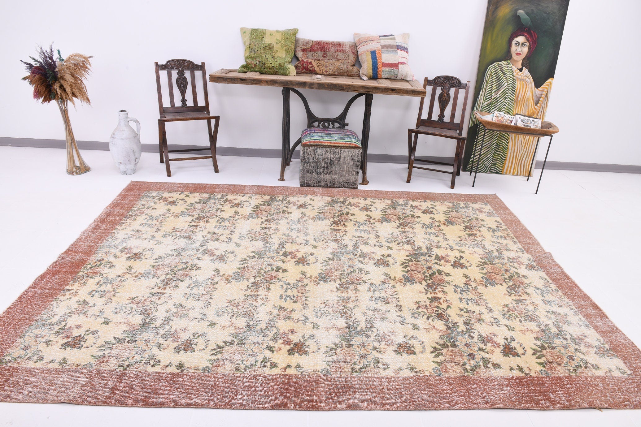 Turkish Vintage Rug  6'10" x 9'7" ft