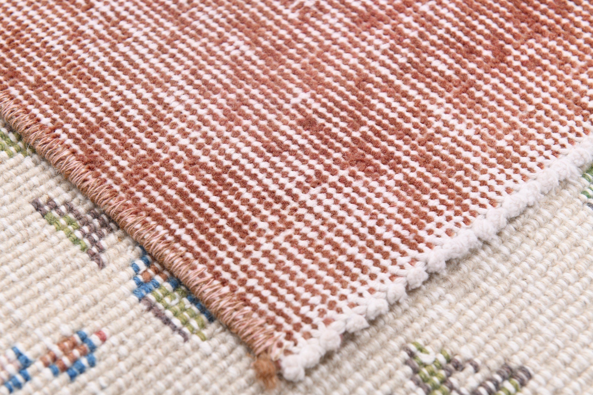 Turkish Vintage Rug  6'10" x 9'7" ft