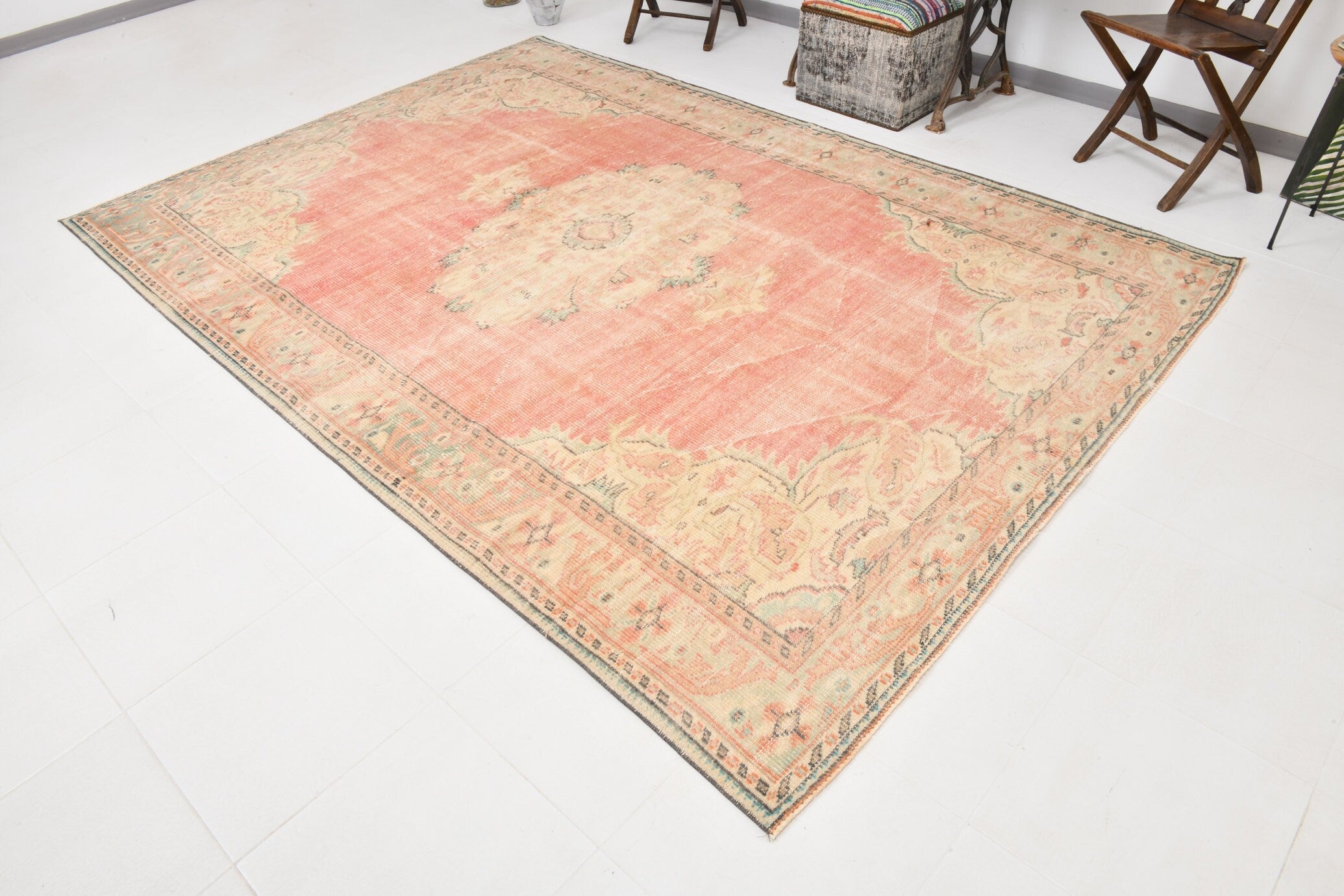 Turkish Vintage Rug  6'11" x 10'0" ft