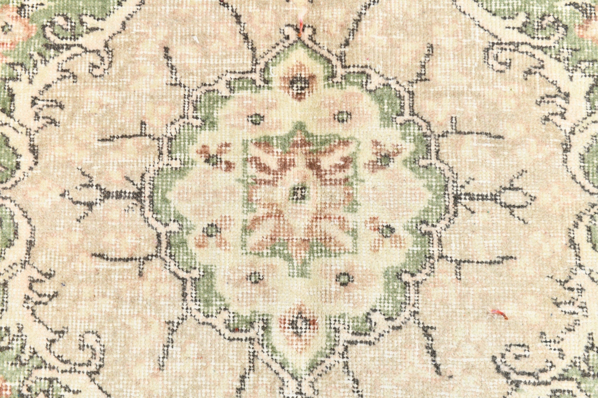 Turkish Vintage Rug  6'11" x 10'6" ft