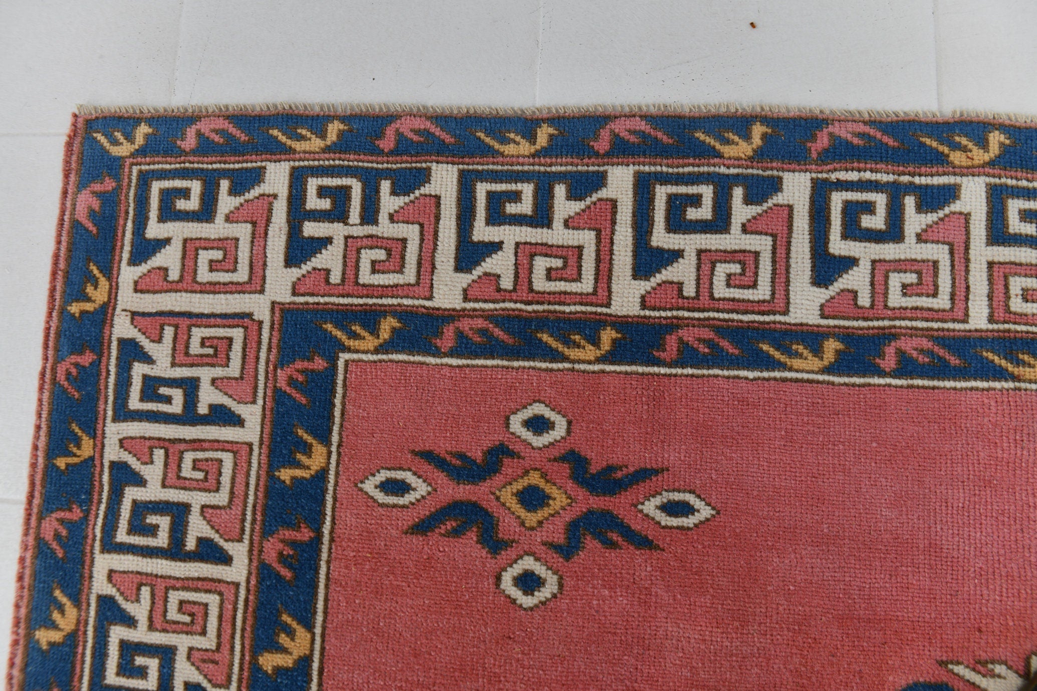 Turkish Vintage Rug  6'11" x 8'11" ft