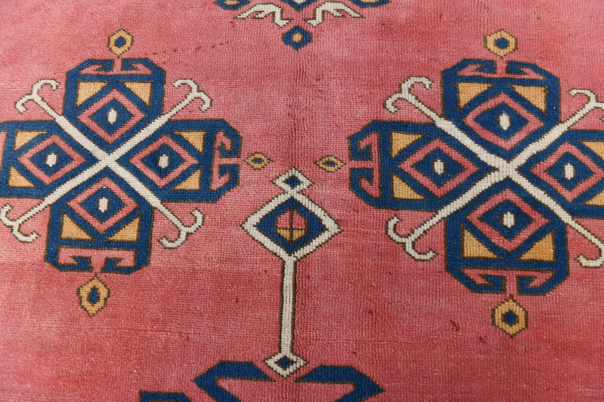 Turkish Vintage Rug  6'11" x 8'11" ft