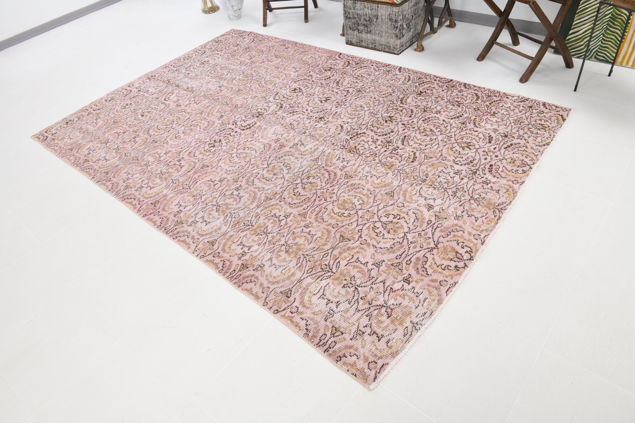 Turkish Vintage Rug  6'2" x 9'2" ft