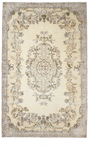 Turkish Vintage Rug  6'4" x 10'0" ft