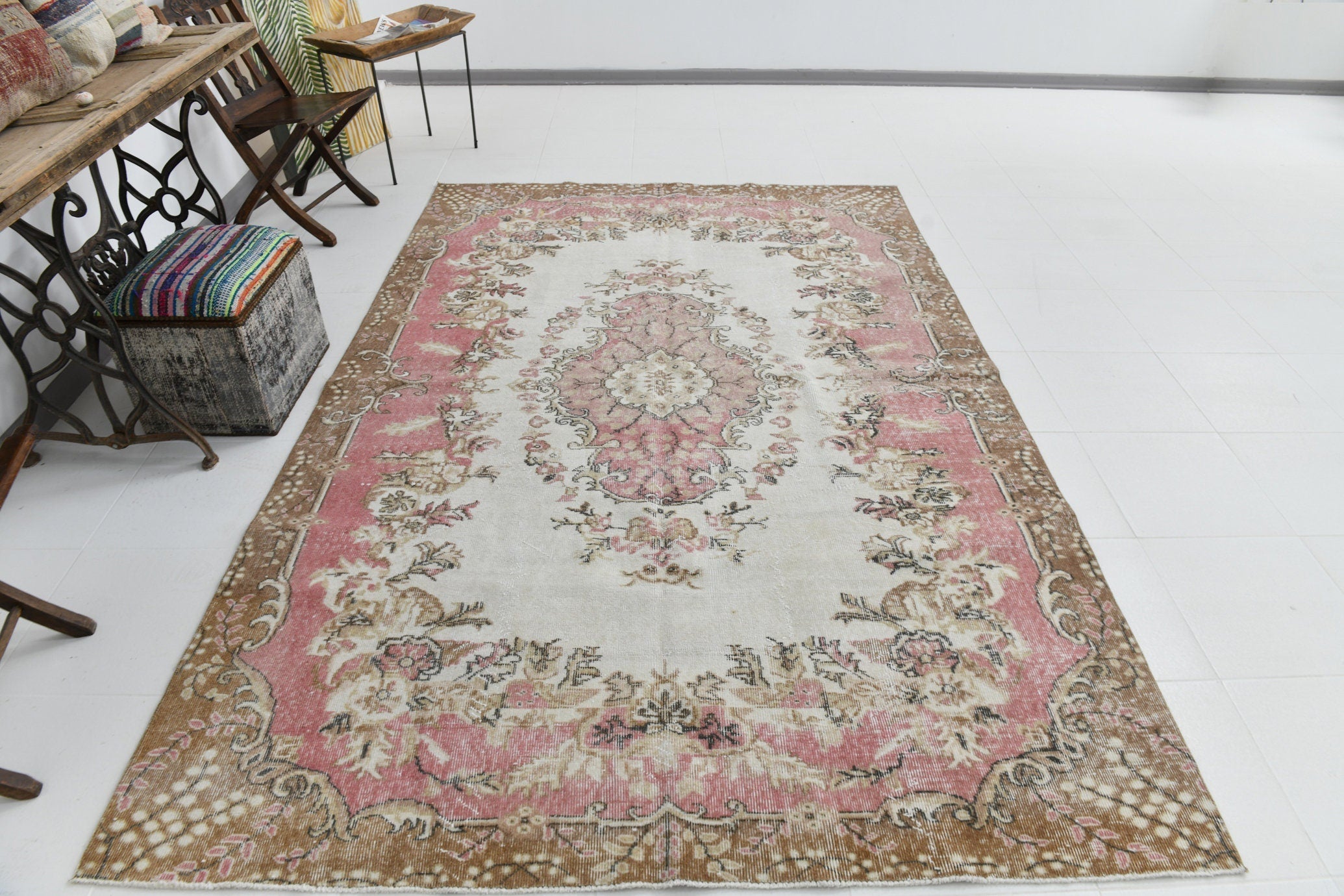 Turkish Vintage Rug  6'4" x 9'6" ft