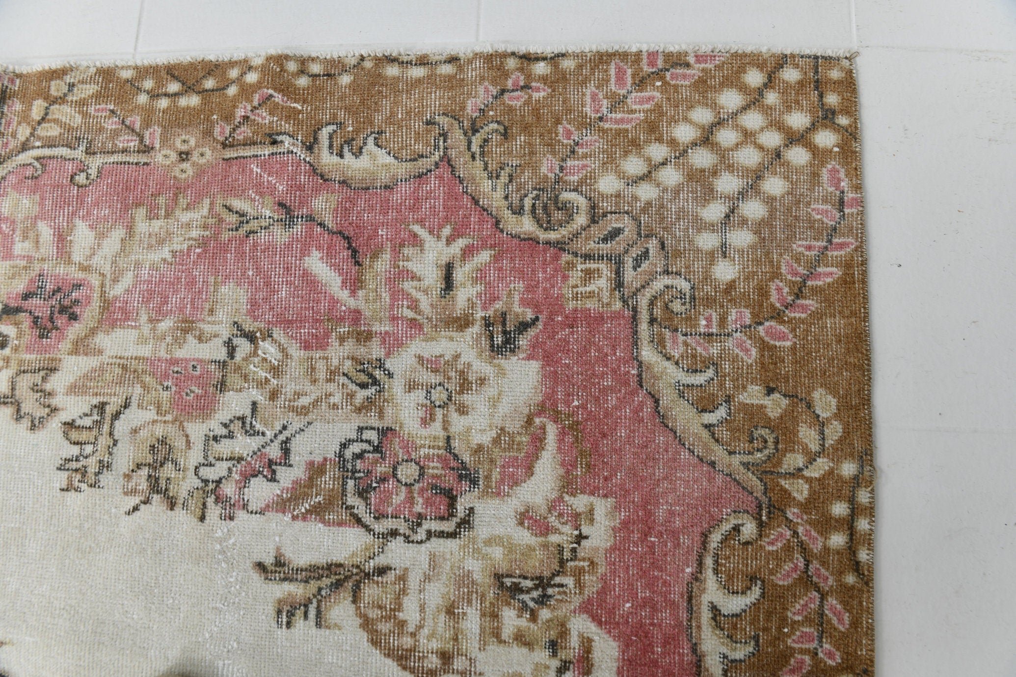 Turkish Vintage Rug  6'4" x 9'6" ft