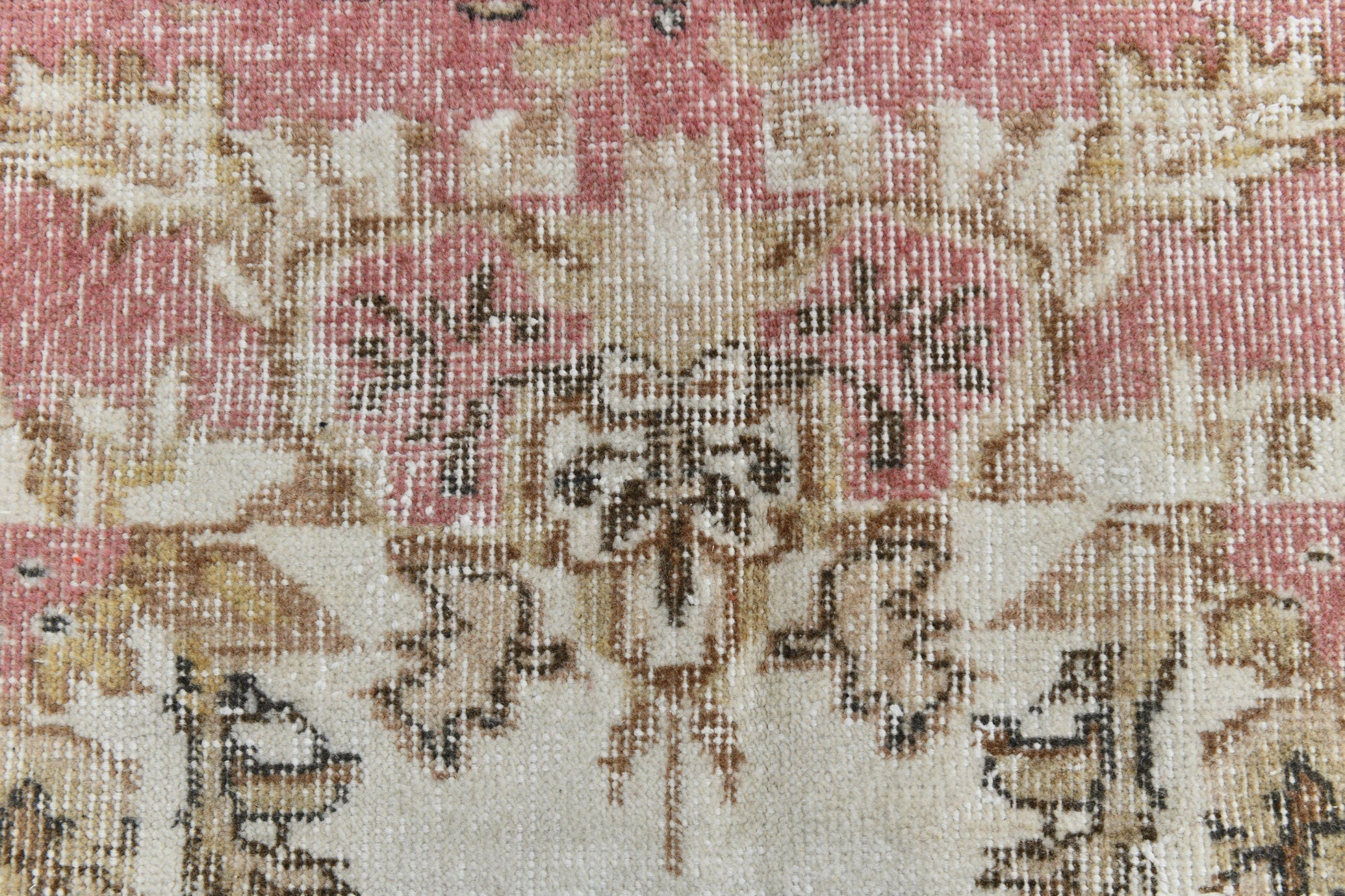 Turkish Vintage Rug  6'4" x 9'6" ft