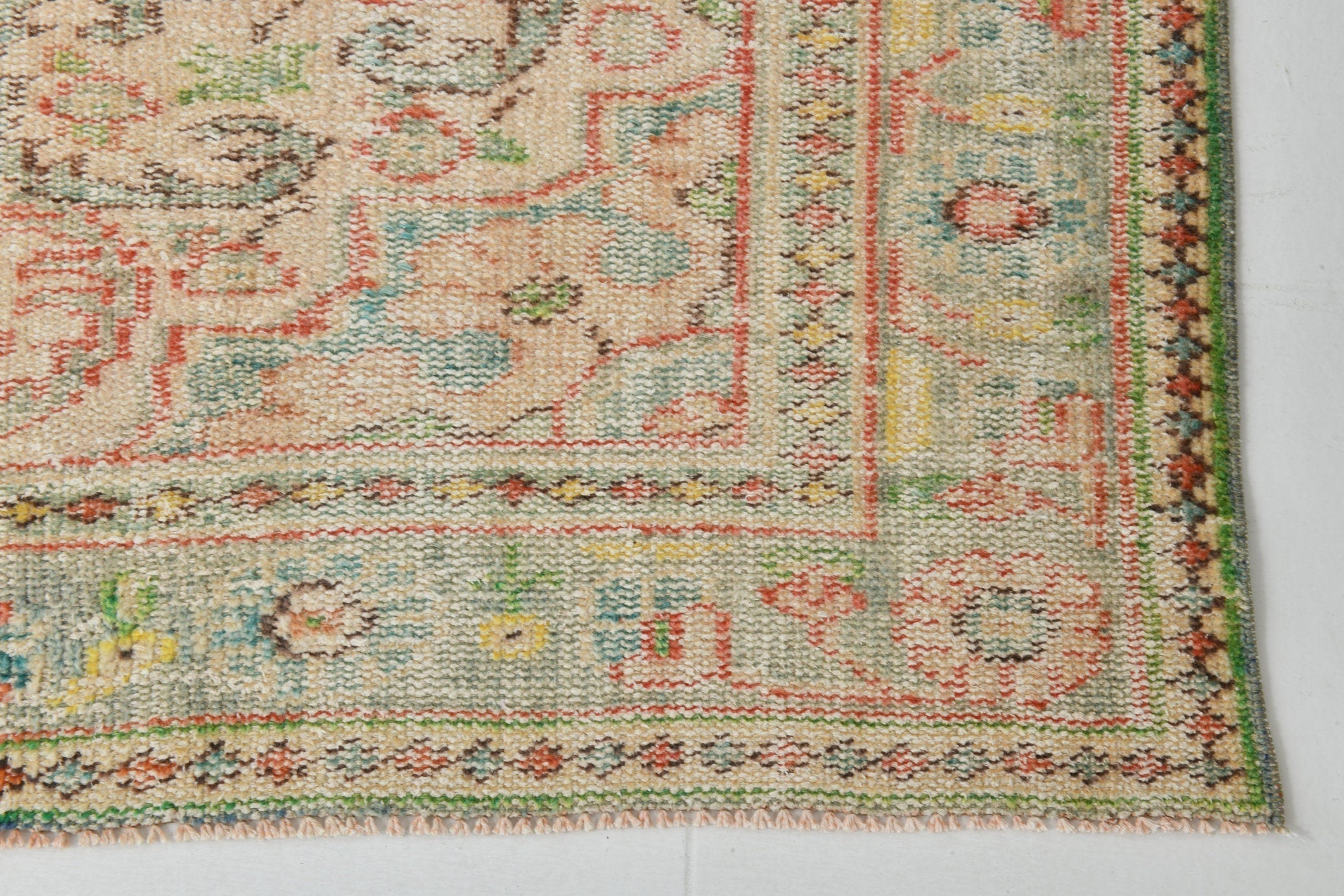 Turkish Vintage Rug  6'4" x 9'7" ft