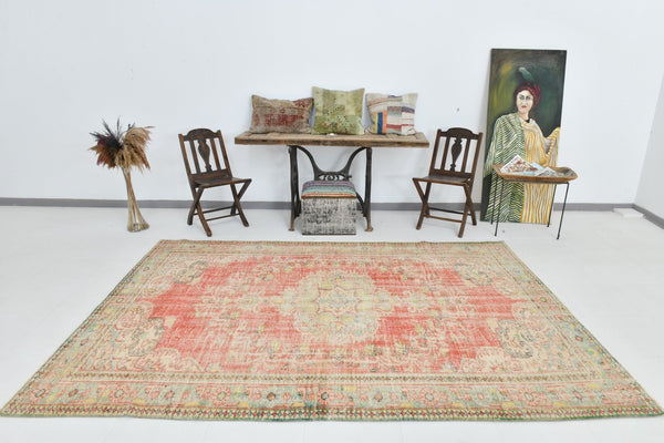 Turkish Vintage Rug  6'4" x 9'7" ft