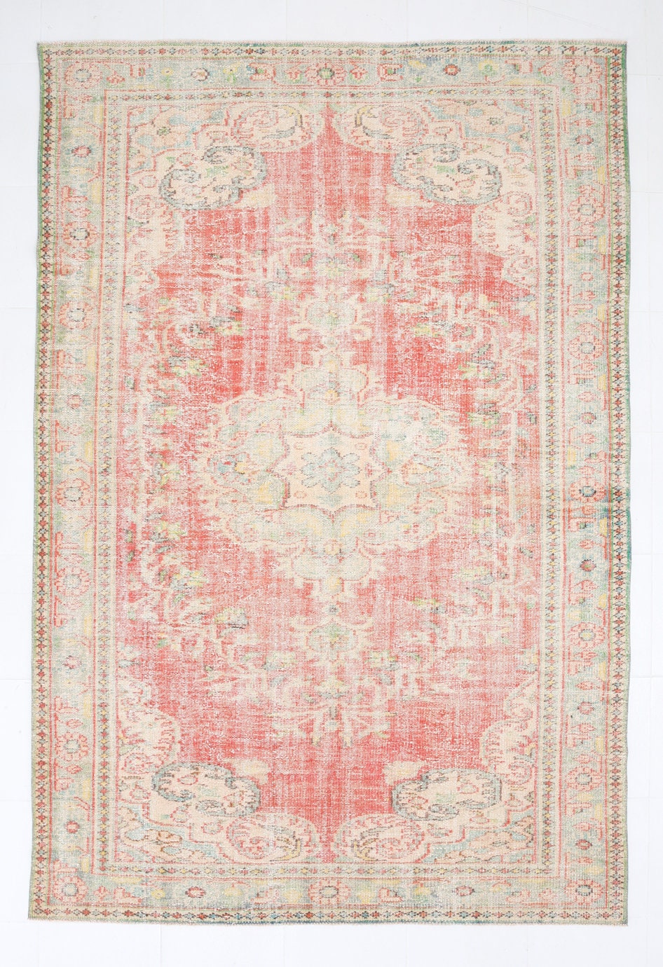 Turkish Vintage Rug  6'4" x 9'7" ft