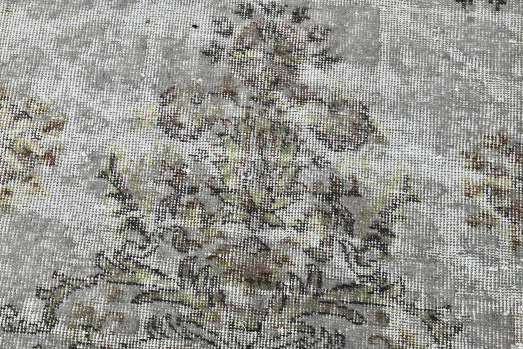 Turkish Vintage Rug  6'5" x 10'1" ft