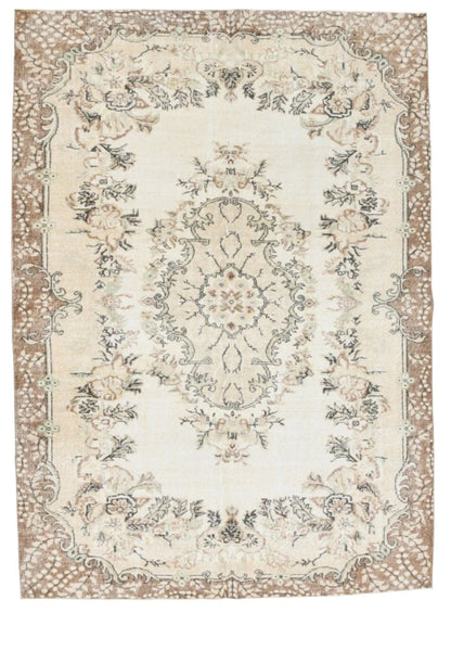 Turkish Vintage Rug 6’5’’ x 8’11’’ ft