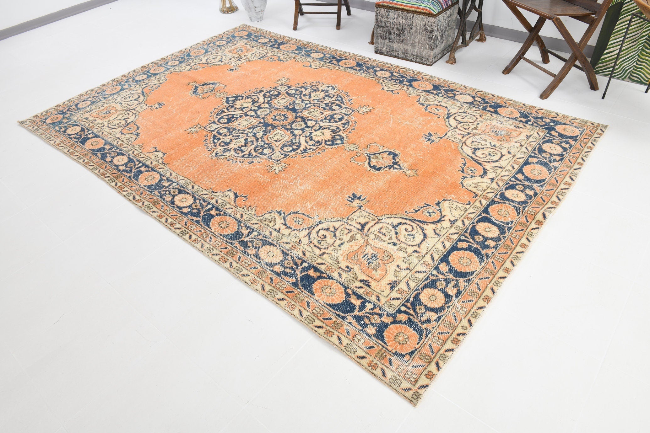 Turkish Vintage Rug  6'5" x 9'11" ft