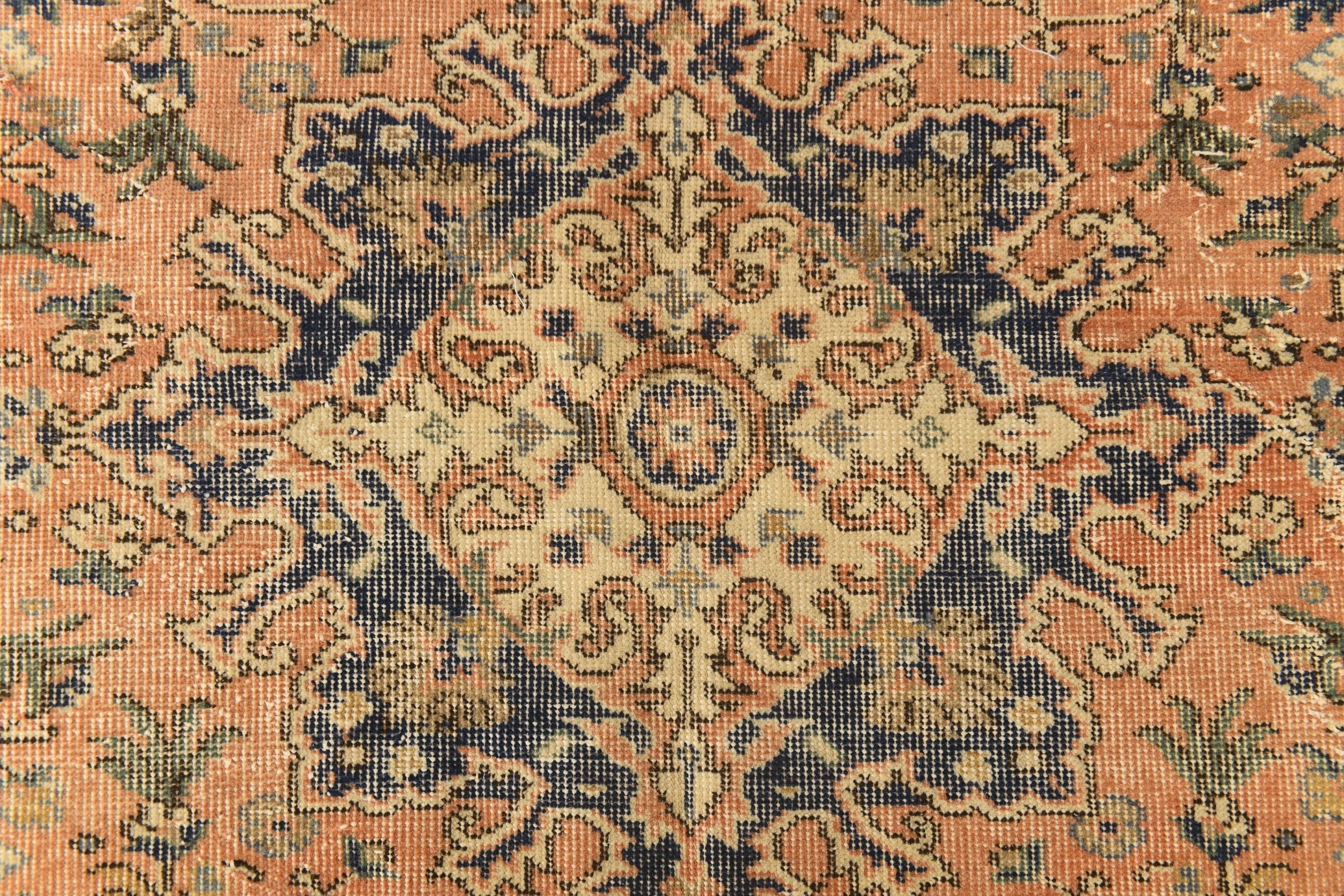 Turkish Vintage Rug  6'6" x 9'5" ft