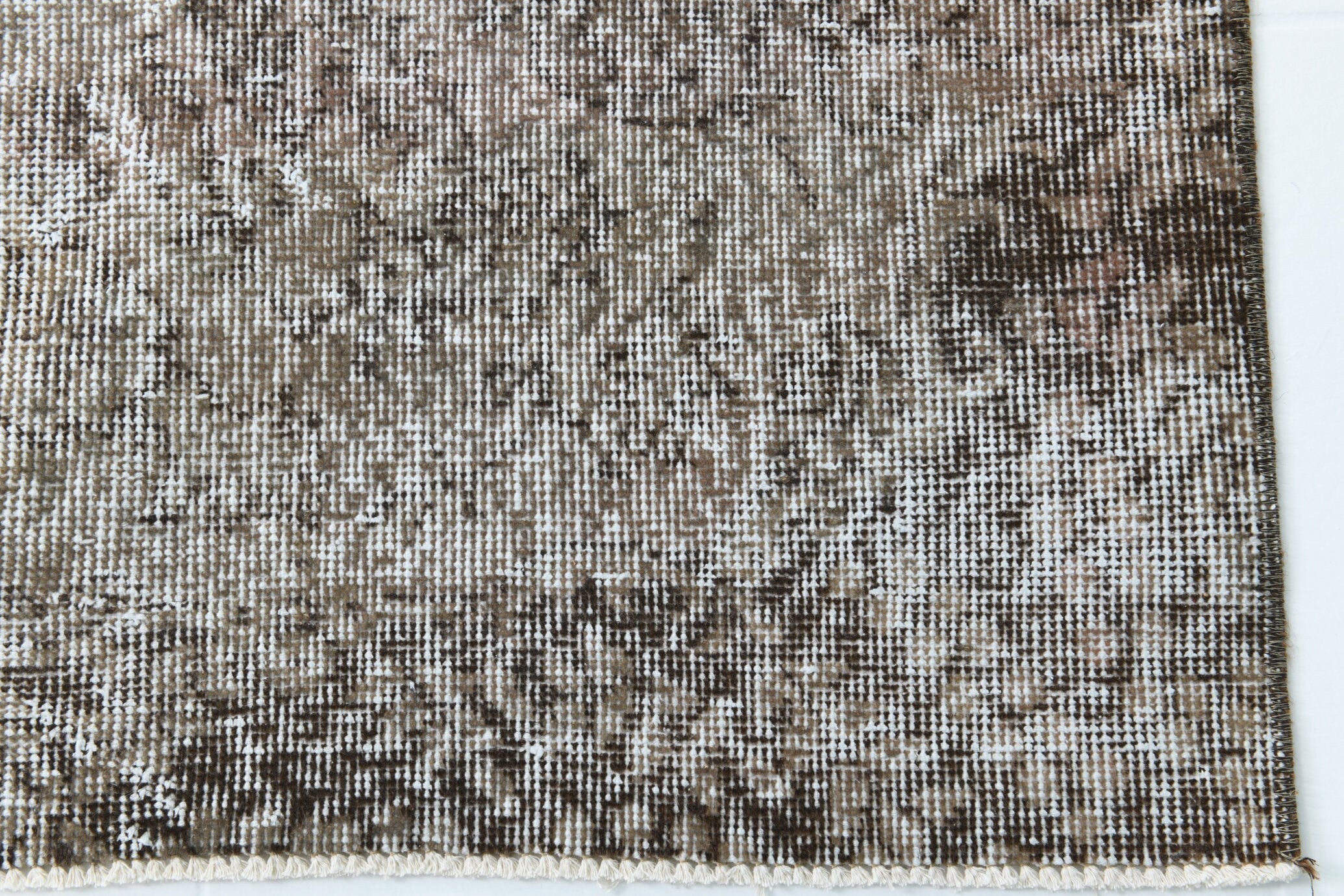 Turkish Vintage Rug 6’7’ x 3’7’