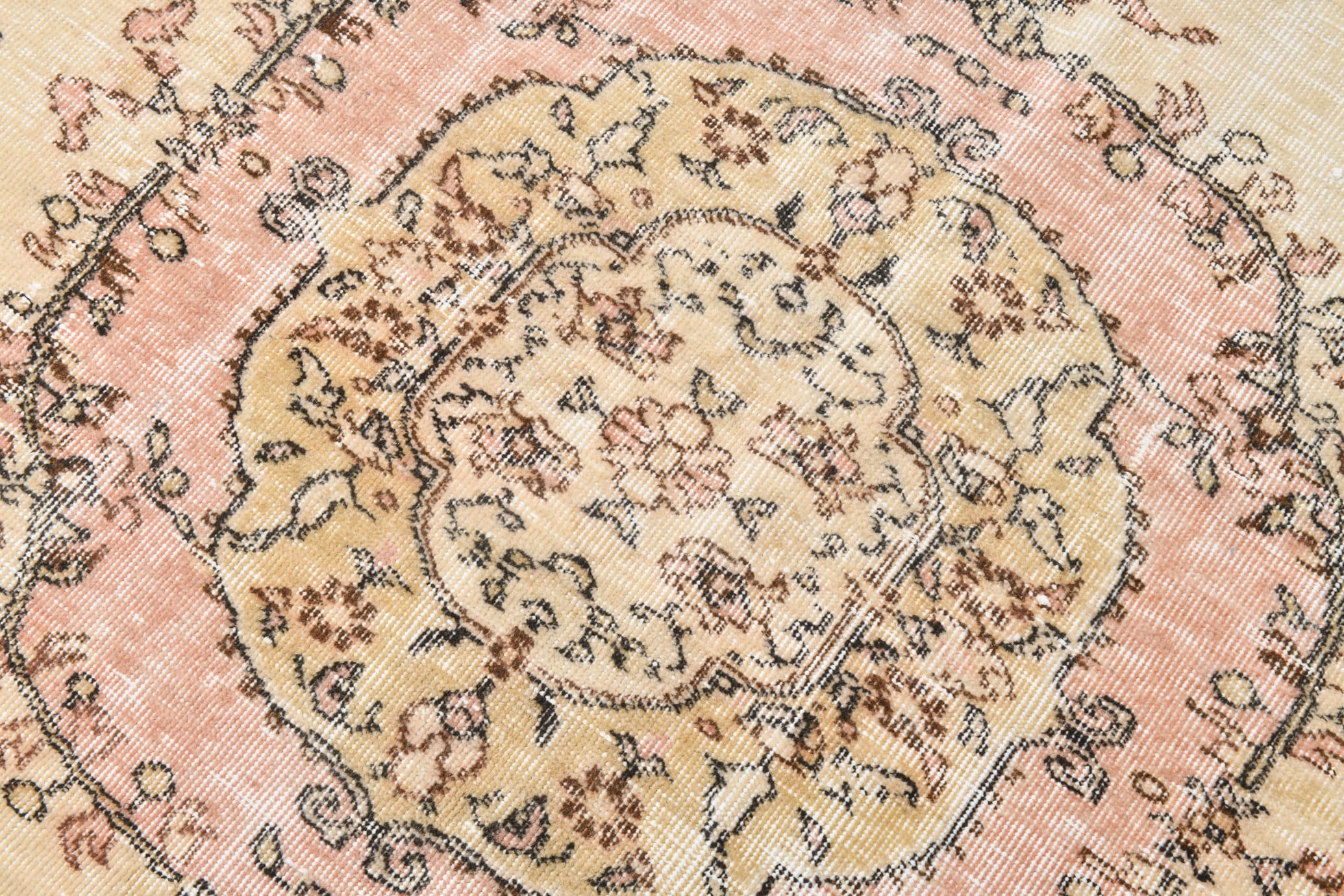 Turkish Vintage Rug  6'7" x 9'8" ft